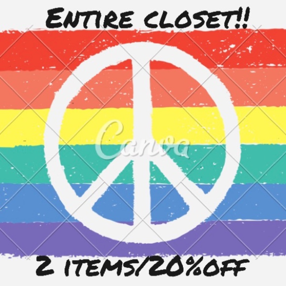 🦋ENTIRE CLOSET! 2 Or More Get 20% Off!🦋